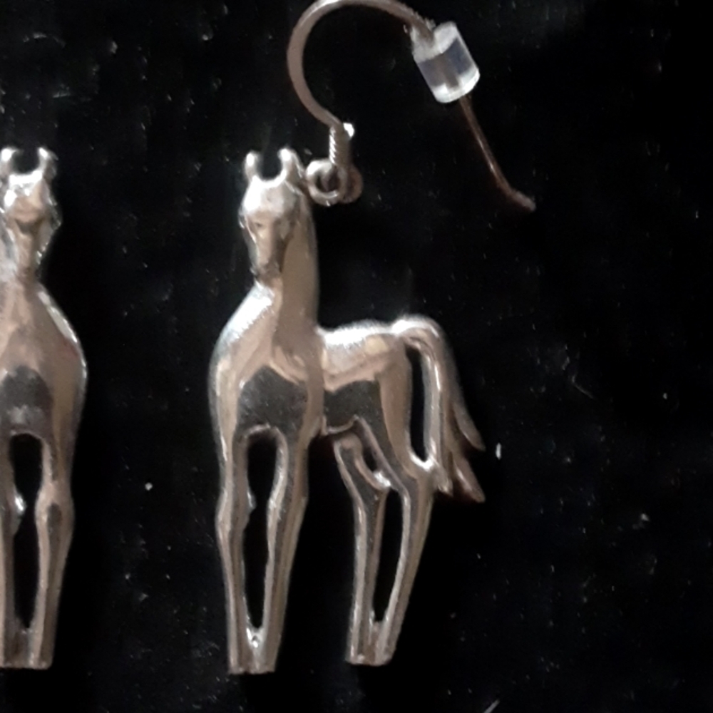 Silver Tone Horse Earrings - Picture 3 of 5